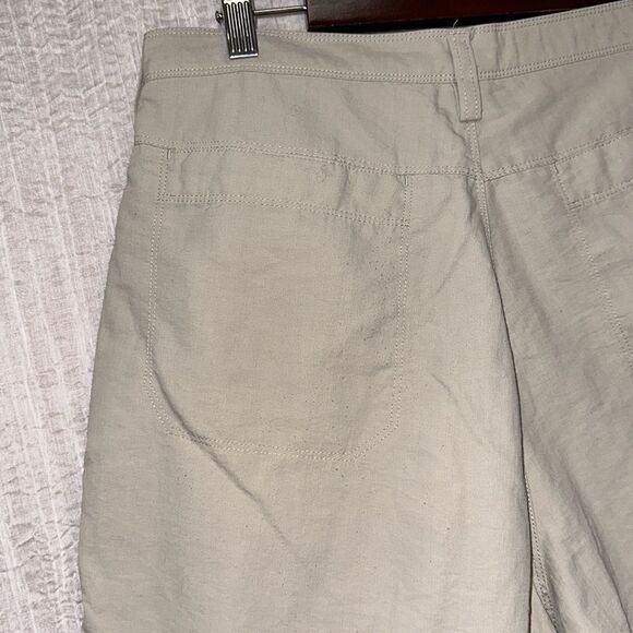 The North Face 10 Tan Lightweight Nylon 4” Hiking 5 pocket Outdoor Shorts - Picture 8 of 15